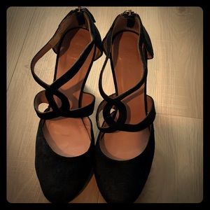 Boden black suede vintage style pumps.